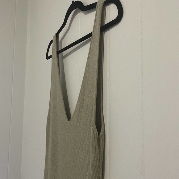 Free People Beach Daniela Ribbed Knit Midi Dress Size M Deep V Neck Beige Tan - Picture 9 of 13